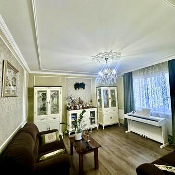 Князя Святослава пл., 5