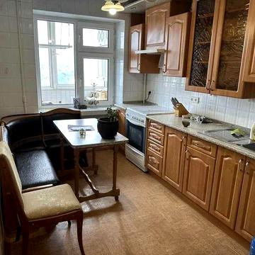 Продам 1 к. квартиру пр. Гагарина, м. Спортивная. Кирпичный дом Газ