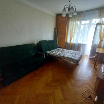 Госпітальна вул., 1а