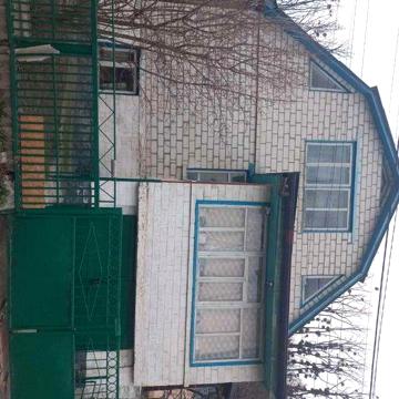 Продаж будинку в Каневі