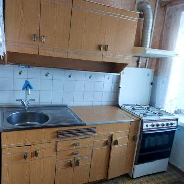 Продам 2 кім.кв вул.О.Пчілки(С.Ковалевської попередня назва вулиці)