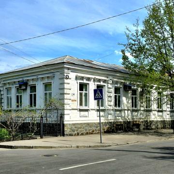 Академіка Маслова вул. (Радянська), 14