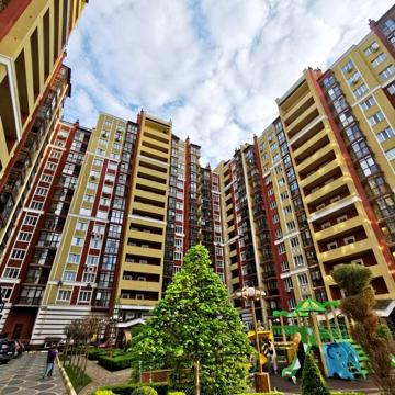 Українська вул., 83б