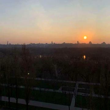 Русанівська набережна вул., 20