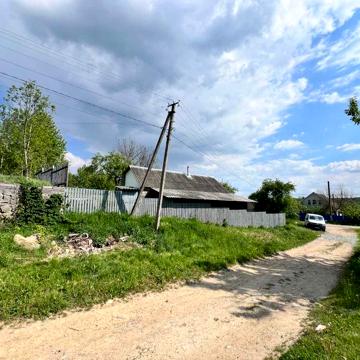 Будинок під реконструкцію Левків