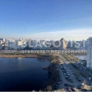 Миколи Бажана просп., 1-М