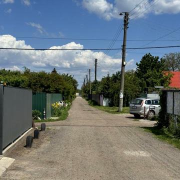 Дача в Черкасах з будиночком. СТ Садівник