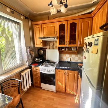 Продаж 2к Квартира Медової Печери вулиця