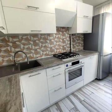 Калинова вул., 102