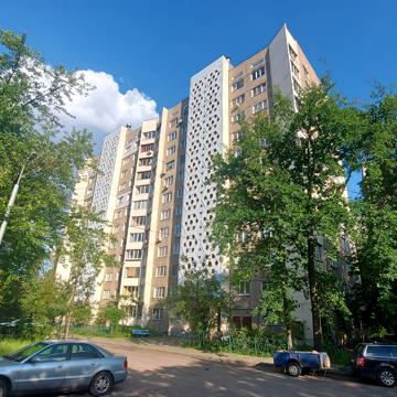 Георгія Гонгадзе просп. (Радянської України), 4