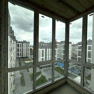 Продаж 1 кімнатна квартира зданий будинок,готова до ремонту Довженка