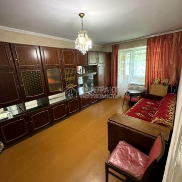 23 Серпня вул., 18