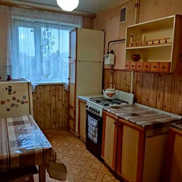 Здам 2 кімн кв Інгульський район 8/9 все роздільно меблі техніка