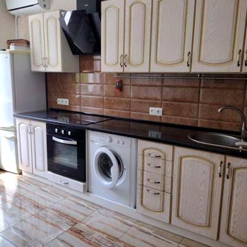 Сдам 2 ком квартиру в Островах