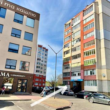 Продається велика однокімнатна квартира на Арцеулова 1 поверх ЖК Оберіг