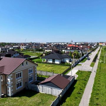 Продам котедж 3.3 сотки землі район новобудов Екватор