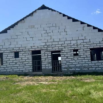 Продаж будинку р- н Соколівка. Поруч житлові гарні будинки