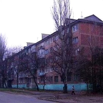Сдам свою 3 комнатную квартиру  на "Космосе"