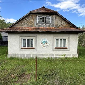 Продається будинок з ділянкою 14 сотих у горах Закарпаття