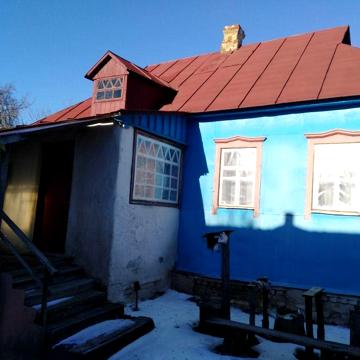 Продам дом в селе(дуб) с.Бранцівка и летняя кухня(кирпич)