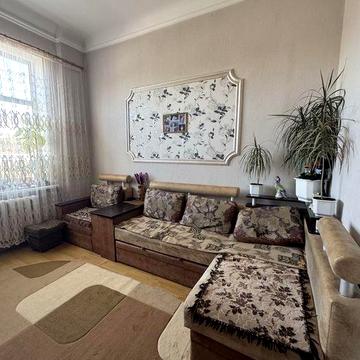 2х кімнстна з гаражем с.Гуйва