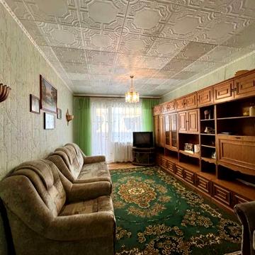 3x кімнатна квартира по вул. В. Стуса