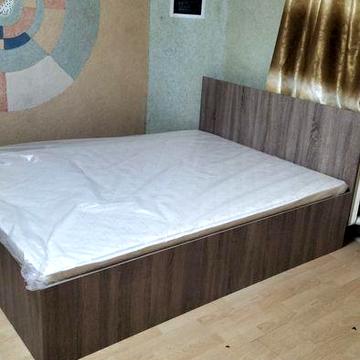 Задам большую однокомнатную квартиру на Дружбе  Ул.Просвіти(Тамбовская