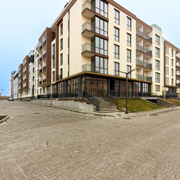 Героїв Крут вул., 6