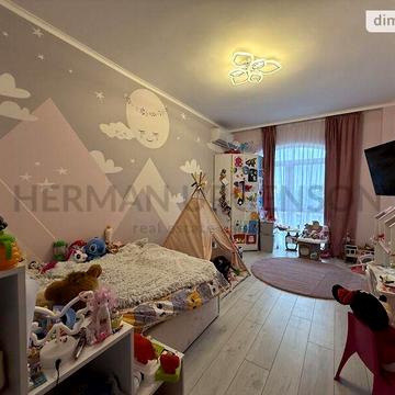 Продаж 2к Квартира Капушанська (Перемоги) вулиця ЖК ул. Капушанская, 34