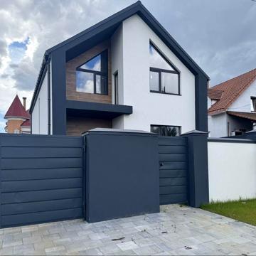 Продаж будинку 143м2, 6,2 сотки 24м2 тераса котеджне містечко