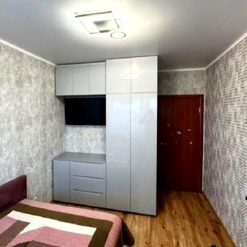 Європейська вул., 4