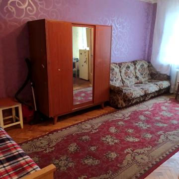 Пост-Волинська вул., 2/103