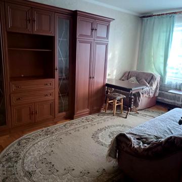 15 Квітня вул., 43