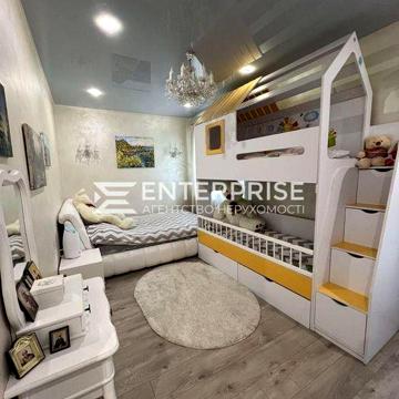 Продам 2 кімнатну квартиру на вулиці Мечнікова  Ірпінь