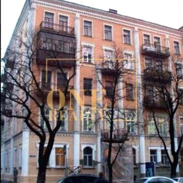 Володимирська вул., 37