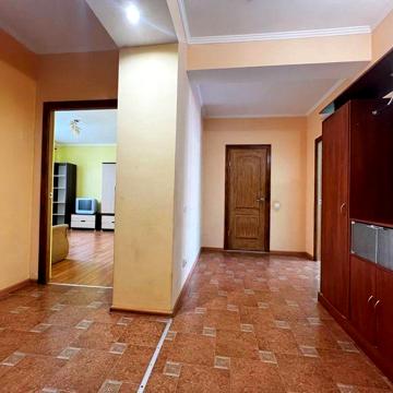 Оренда 2-кімнатної квартири в центрі міста Буча.