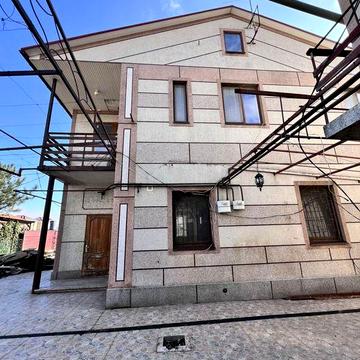 Продам участок 10 соток. Улица Обильная. Дом в подарок
