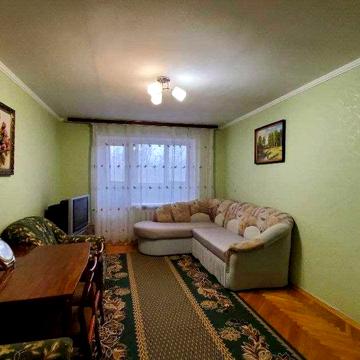 Без комісії! від Власника! продаж 3к в центрі смт. Чабани
