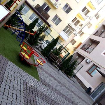 Здаються в оренду  кв-ра у Новобудові  поблизу  Корятов ича