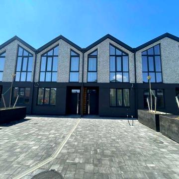 Продам таунхаус в  Романкові