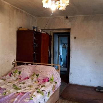 Центральна вул., 12