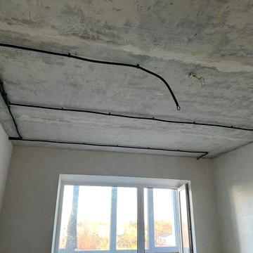 Продам 3-х кім. квартиру під чистову обробку в центрі сел. Васильківка
