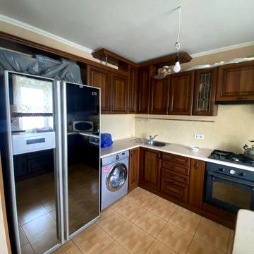 Продам 4-х кім. квартиру на Смірнова