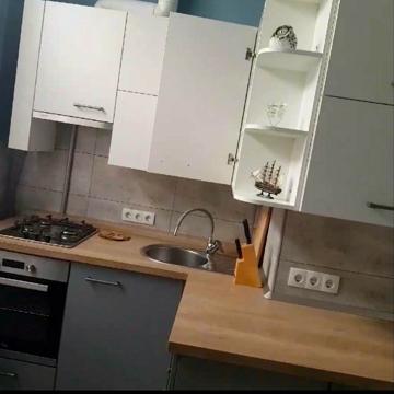 Мала Житомирська вул., 5