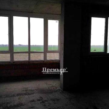 Продам 3х кімнатну квартиру в новому будинку.