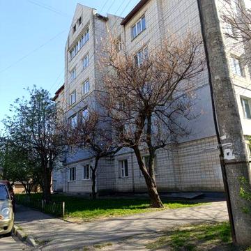 Продам 3-ну квартиру в центрі!