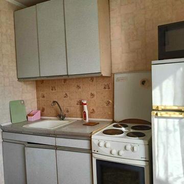 Сдаёться 2х ком.кв по ул.49 Гвардейской дивизии в р-не магазина "Траш"