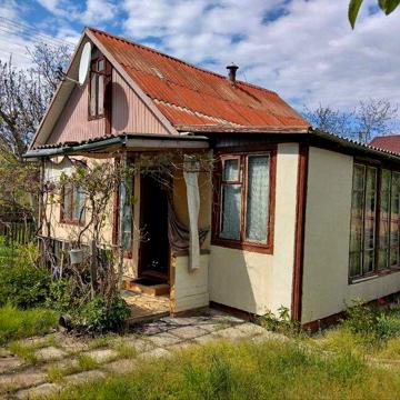 Продається дача в Ровжах на Масиві «Дружба»