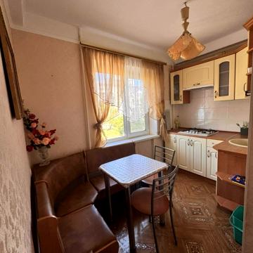 Європейська вул. (Малиновського), 30
