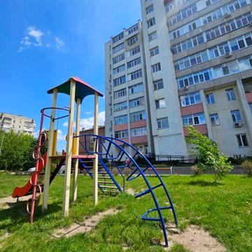 Терміновий продаж просторої квартири в Новобудові, р-н Зелена